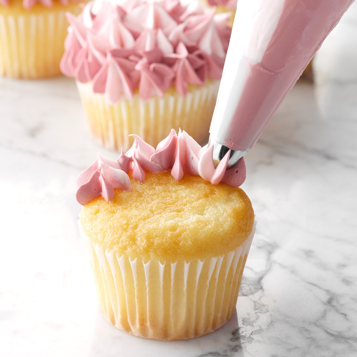 11 Easy Cupcake Decorating Ideas