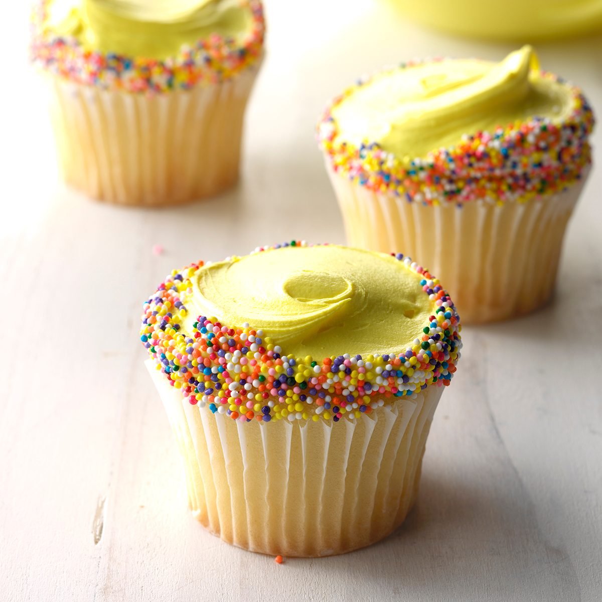 11 Easy Cupcake Decorating Ideas