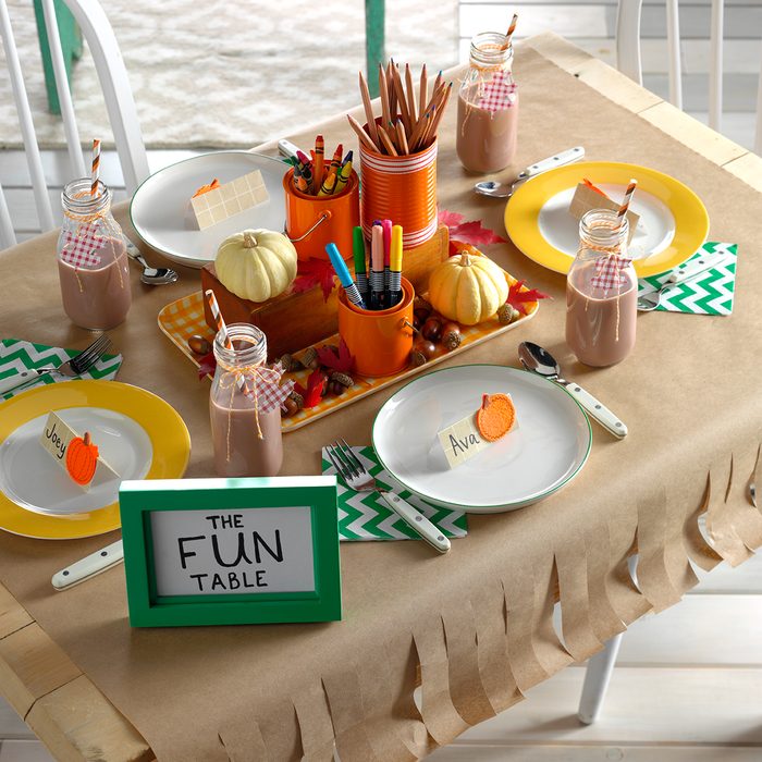 kids crafts table