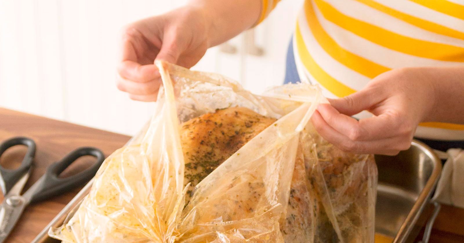 How to Cook Turkey in an Oven Bag