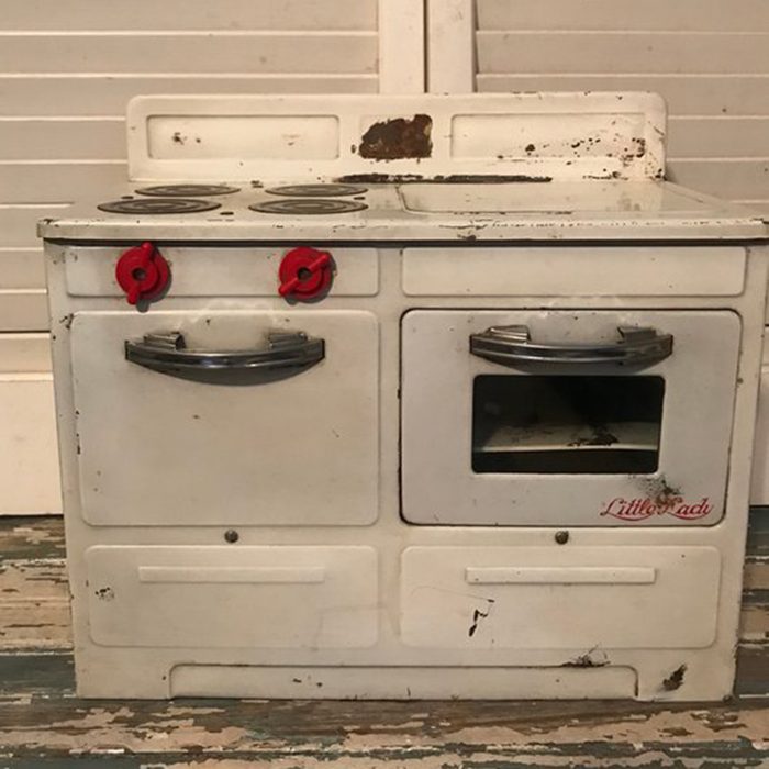 Little Lady Toy Stove