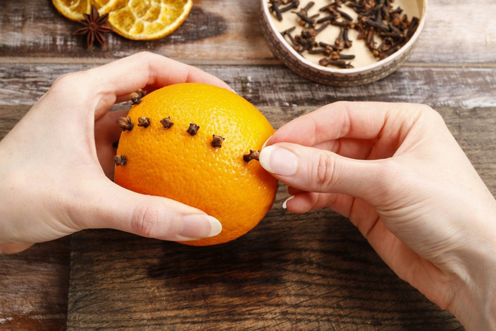 How to make orange pomander ball with candle - step by step, tutorial