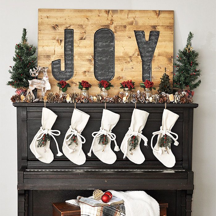 Rustic Woodland Christmas Mantel