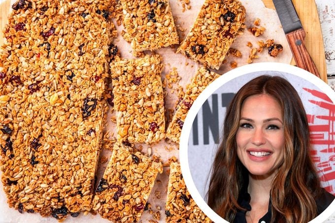 We Made Jennifer Garners Healthy Granola Bars. Heres What We Thought