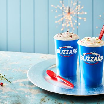 Frosted Sugar Cookie Candy Cane Chill Blizzard Treats Dq 2022 Holiday Treats