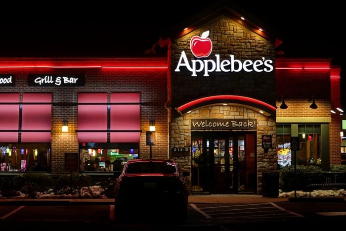 Applebee's grill and bar casual dining family restaurant