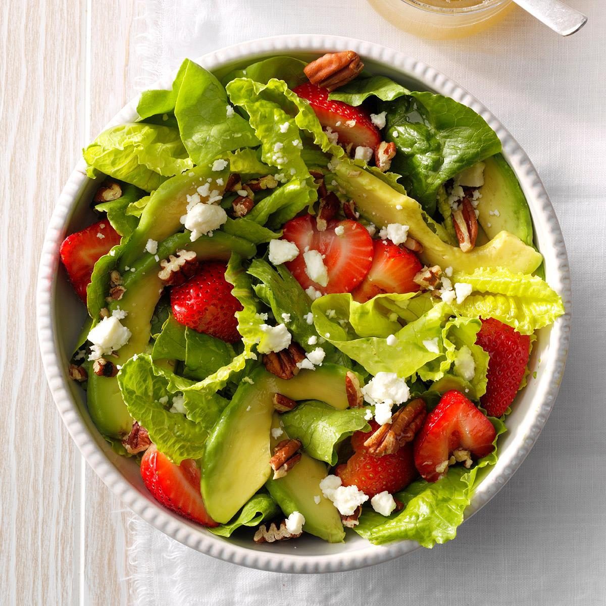 strawberry avocado tossed salad