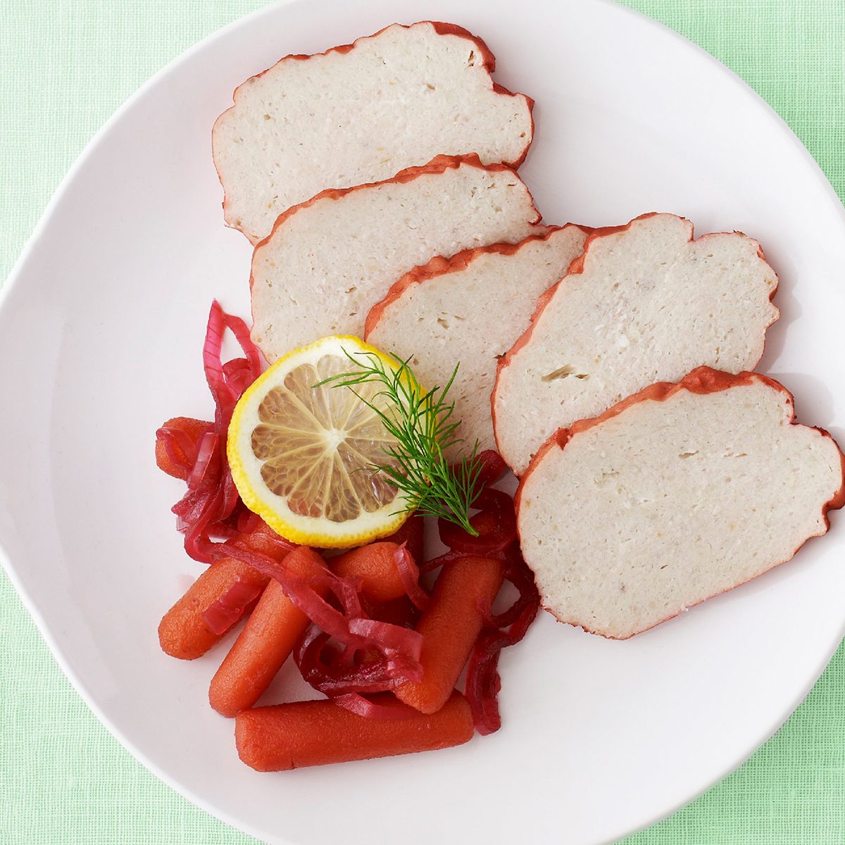 What Is Gefilte Fish? Plus 13 Ways to Make it at Home