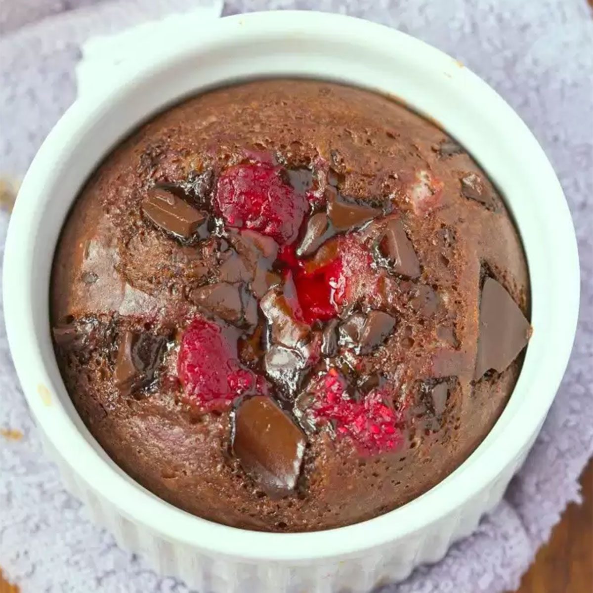 Healthy Keto Chocolate Raspberry Mug Cake