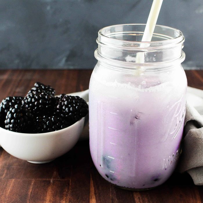 The violet drink with blackberries