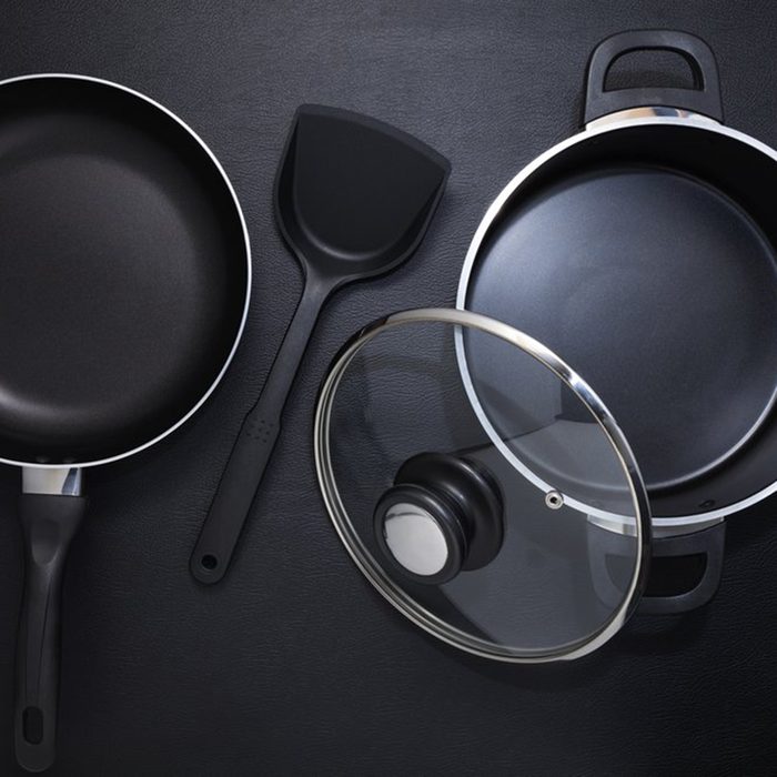 Cookware pots and pans