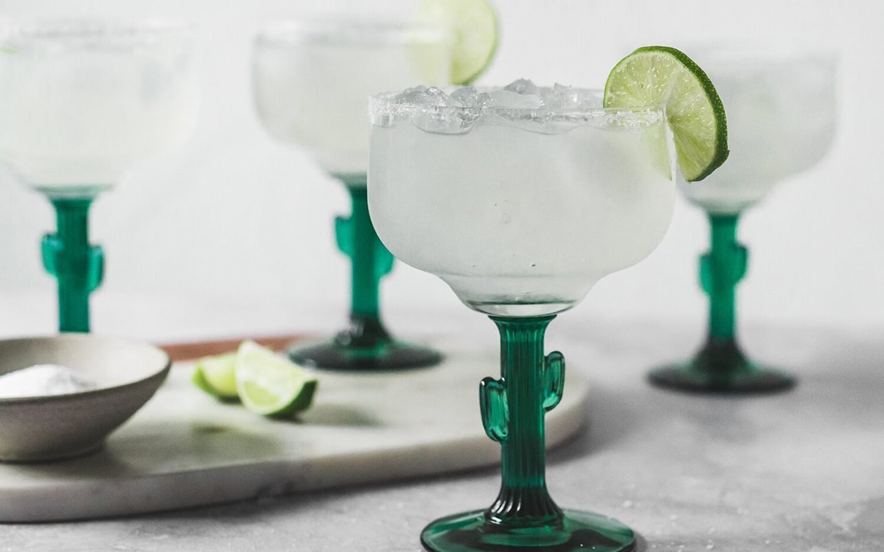 10 Margarita Glasses Set, 9 oz. - Classic, Smooth, Barware, Glassware -  Green 