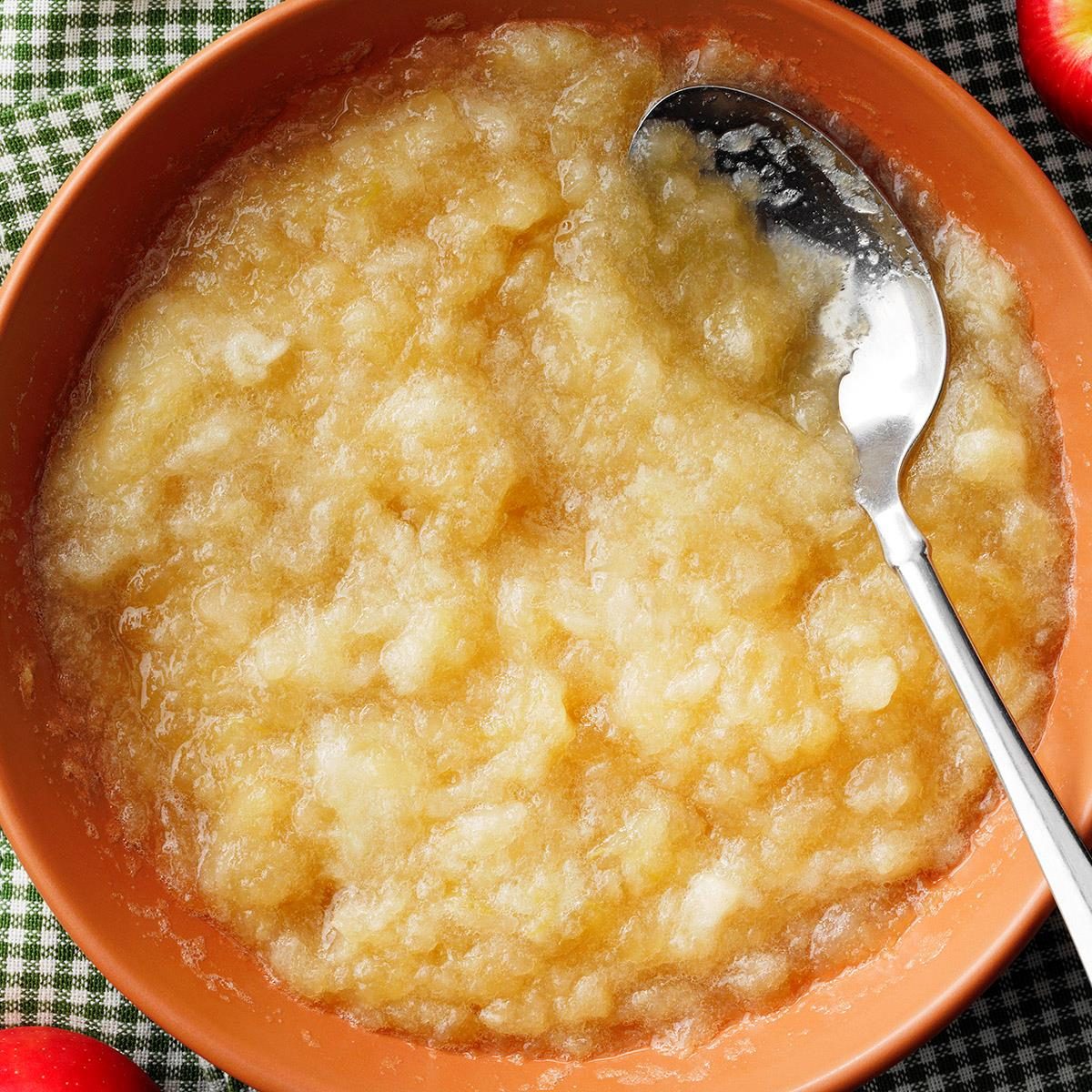 Pressure-Cooker Homemade Chunky Applesauce