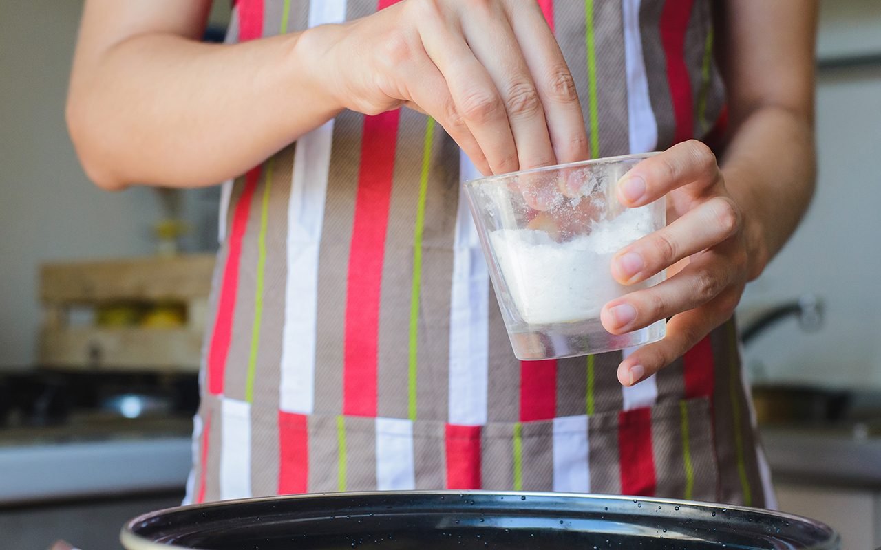 A tad, a smidgen, a pinch, or a dash? : r/Cooking