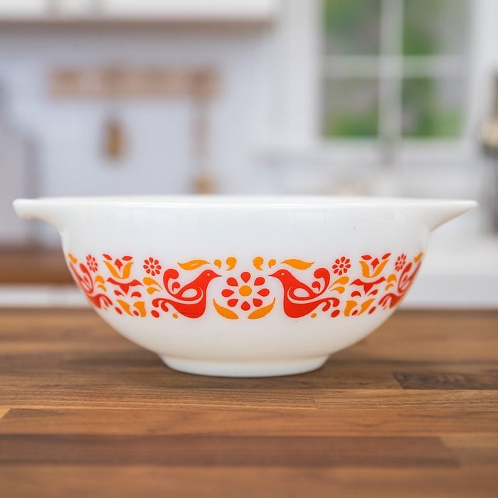 Vintage Pyrex bowl in Friendship pattern