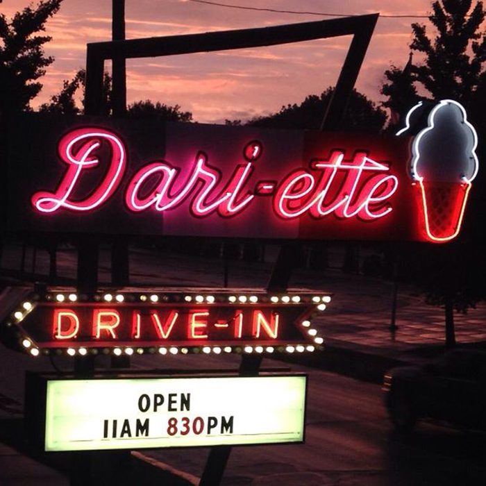 DARI-ETTE DRIVE-IN