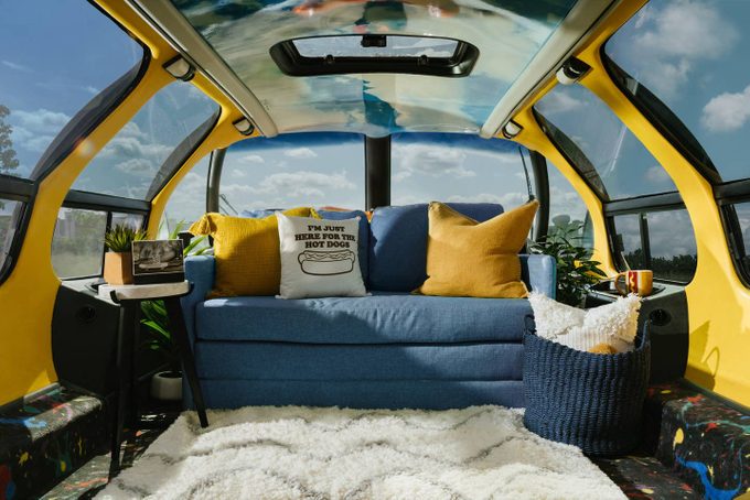Oscar-Mayer-Wienermobile-airbnb-couch