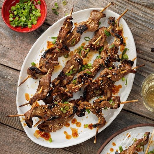 Sesame Ginger Beef Skewers Exps Tohas19 138449 E04 19 3b 1