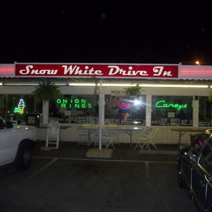 SNOW WHITE DRIVE-IN