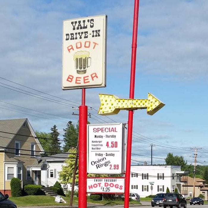 VAL'S DRIVE-IN