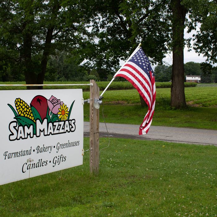 Sam Mazza's Farm Market sign