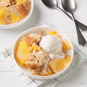 Slow-Cooker Peach Cobbler