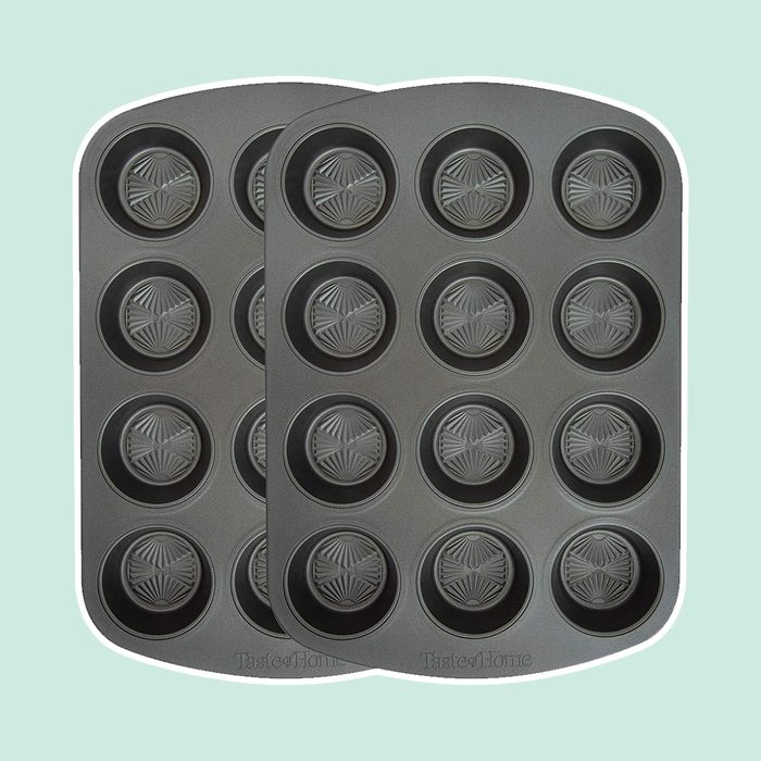 TOH 12-cup Non-Stick Metal Muffin Pan
