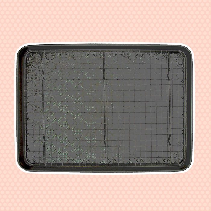TOH 18x13 inch w Non-Stick Cooling Rack