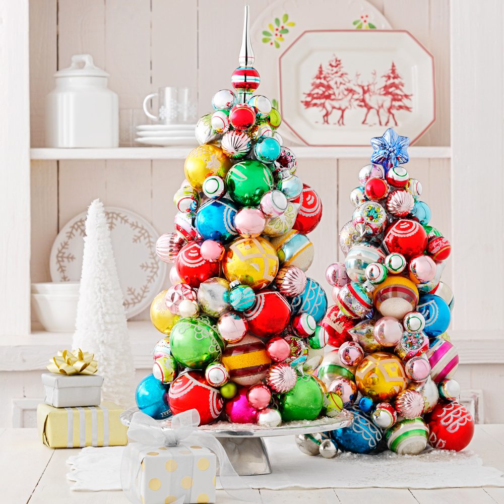 Deck Your Halls: Over 50 DIY Christmas Decorations to Make - DIY Candy