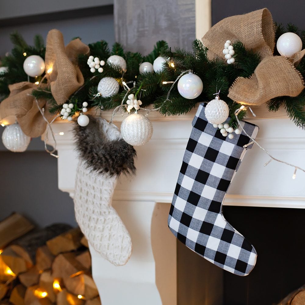 40 Black and White Christmas Decor Ideas, How to Decorate With Black and  White for the Holidays