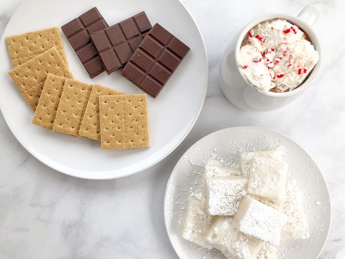 This Vegan Marshmallow Recipe Will be Your New S'Mores Go-To