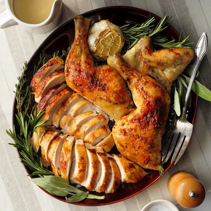 Buttery Herb Roasted Chicken Exps Tohfm20 83383 E09 25 4b 10
