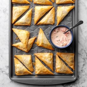 Nacho Triangles with Salsa-Ranch Dipping Sauce