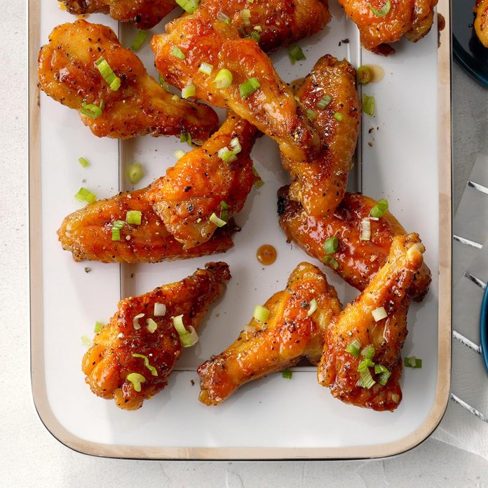 Sticky Maple Pepper Glazed Chicken Wings Exps Tohdj20 237614 B08 02 2b 2