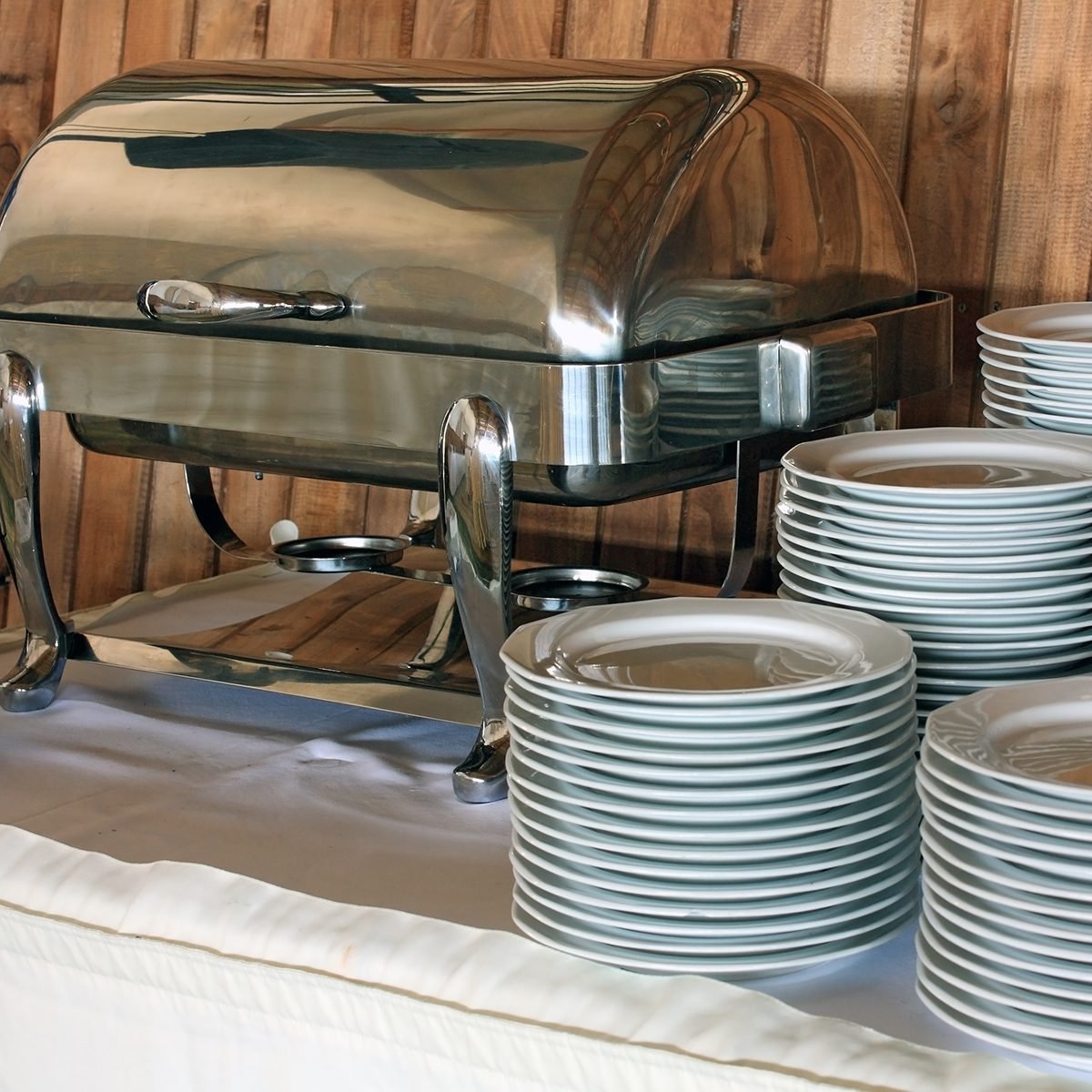 Chafing Dishes: The Best Way to Keep Buffet Food Hot