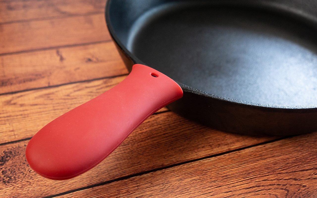 Cook Works - Red Silicone Pot Handle Sleeve