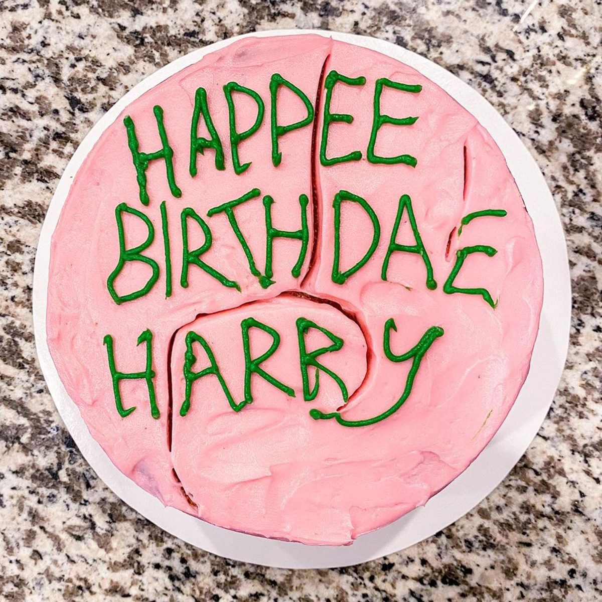 https://www.tasteofhome.com/wp-content/uploads/2019/11/Harry-potter-birthday-party-cake-.jpg?fit=680%2C680