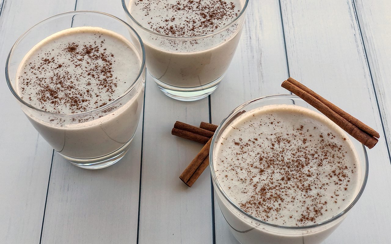 This Vegan Eggnog Recipe Is Thick Creamy And Everyone S Holiday Fave