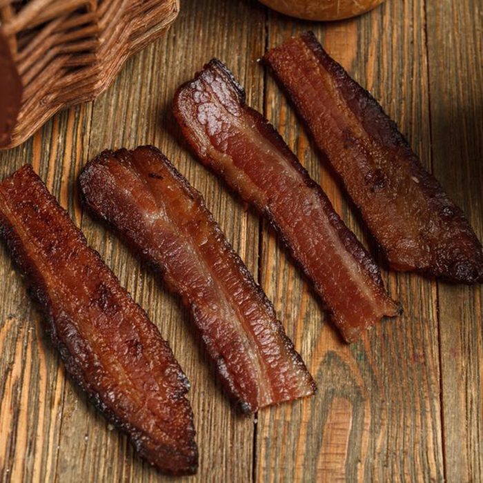 Avec Bacon Cafe bacon strips