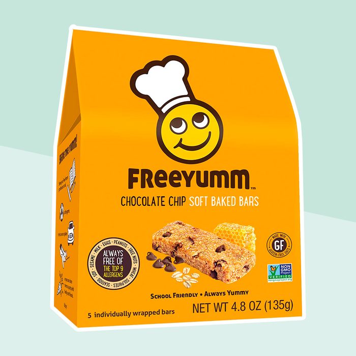 FreeYumm Allergen Free Granola Bars, Gluten Free, Dairy Free, Nut Free Snacks for Kids, Total of 15 Bars (Chocolate Chip)