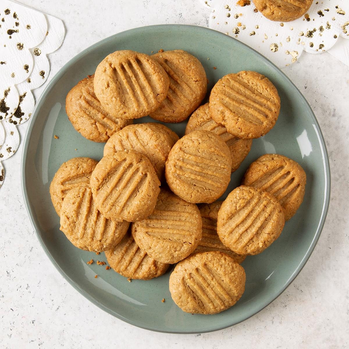 Healthy Peanut Butter Cookies Exps Ft19 247269 F 1203 1 3