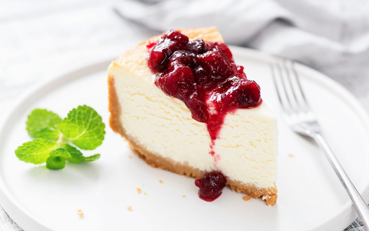 Simple Cheesecake Recipe without Springform Pan - The Quick Journey