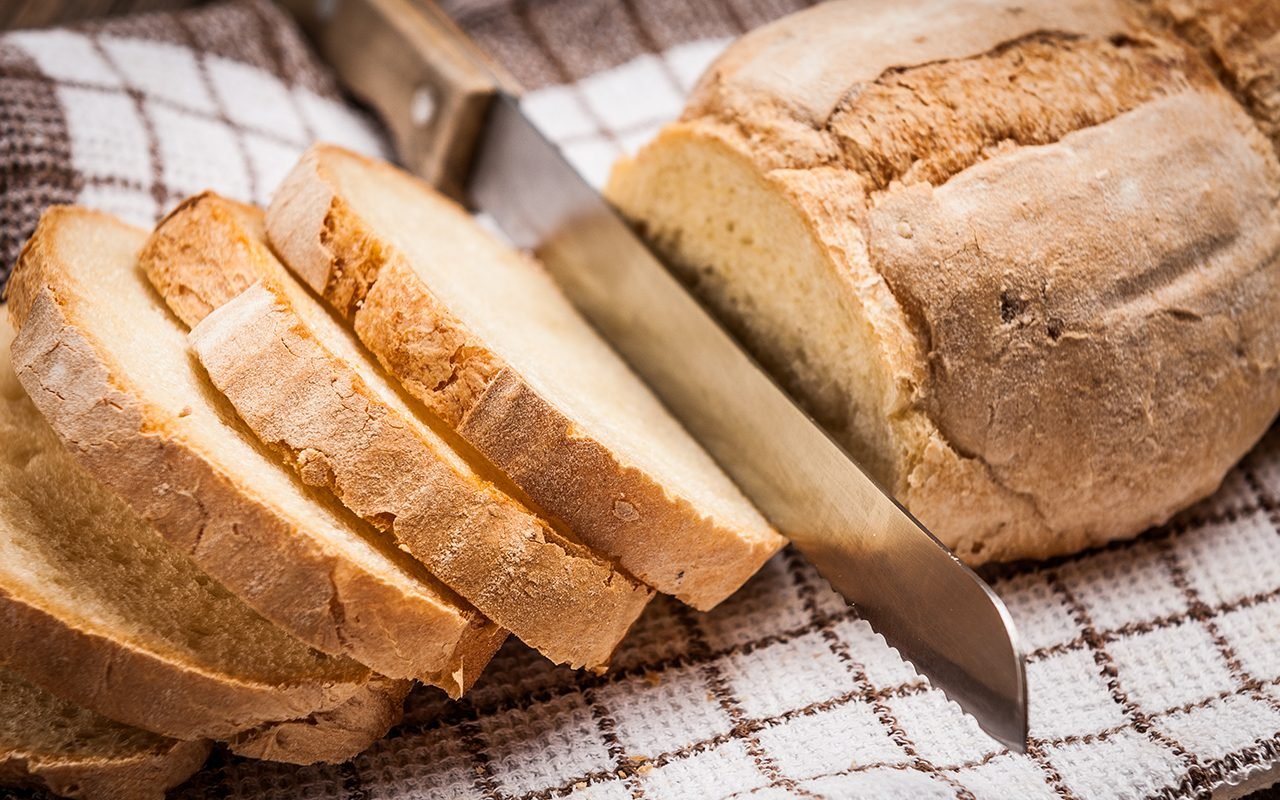 https://www.tasteofhome.com/wp-content/uploads/2020/01/sliced-homemade-bread-shutterstock_418622407.jpg?fit=700%2C800