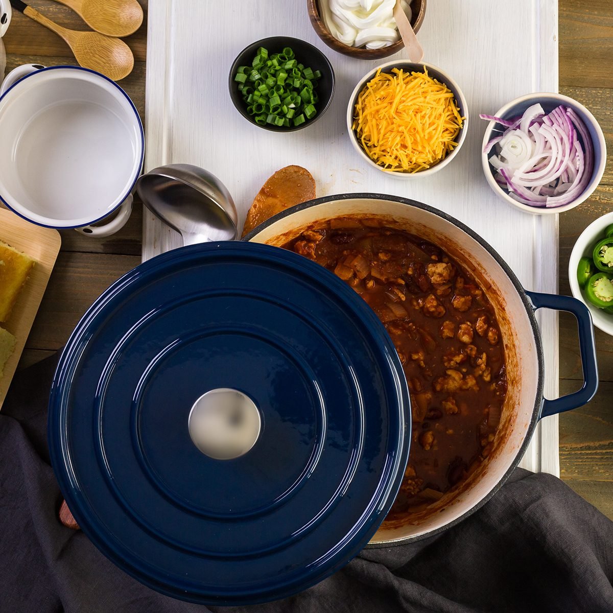https://www.tasteofhome.com/wp-content/uploads/2020/01/step-by-cooking-homemade-turkey-chili-shutterstock_570516064.jpg?fit=700%2C700