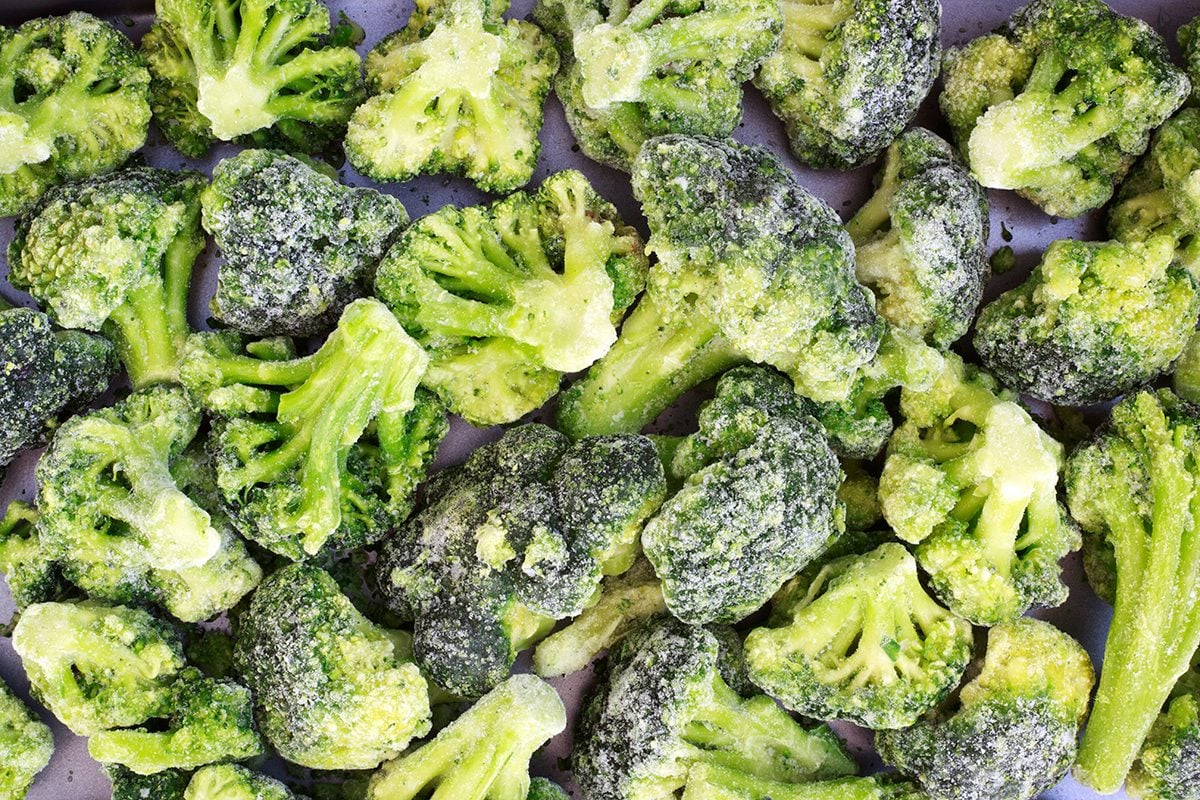 How to Cook Frozen Broccoli (Ultimate Guide to the Best Ways!)