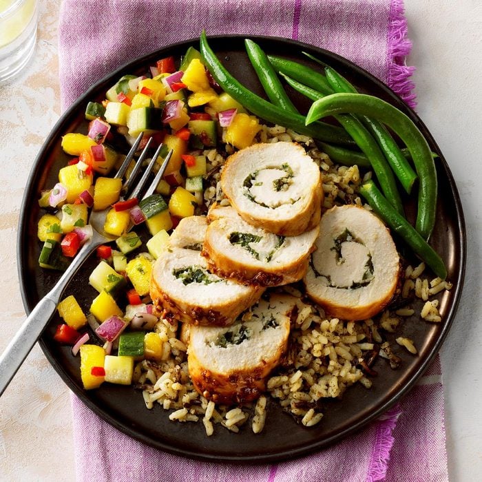 Basil Chicken Spirals With Mango Salsa Exps Diabz20 73505 E10 04 4b 10