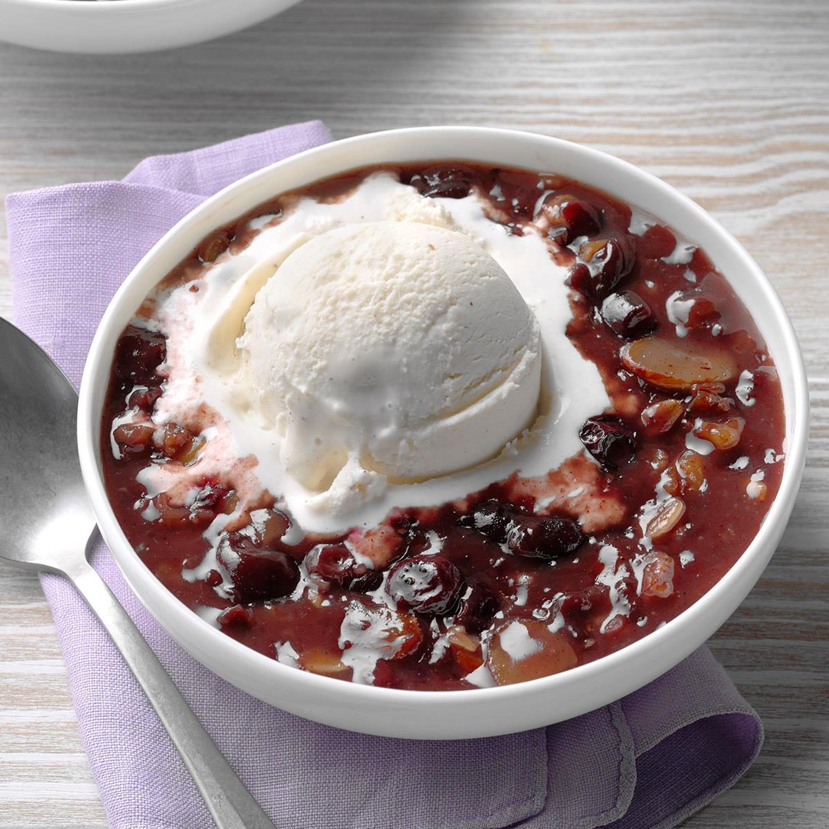 Slow Cooker Berry Compote Exps Thedscodr20 173127 B02 11 5b 10