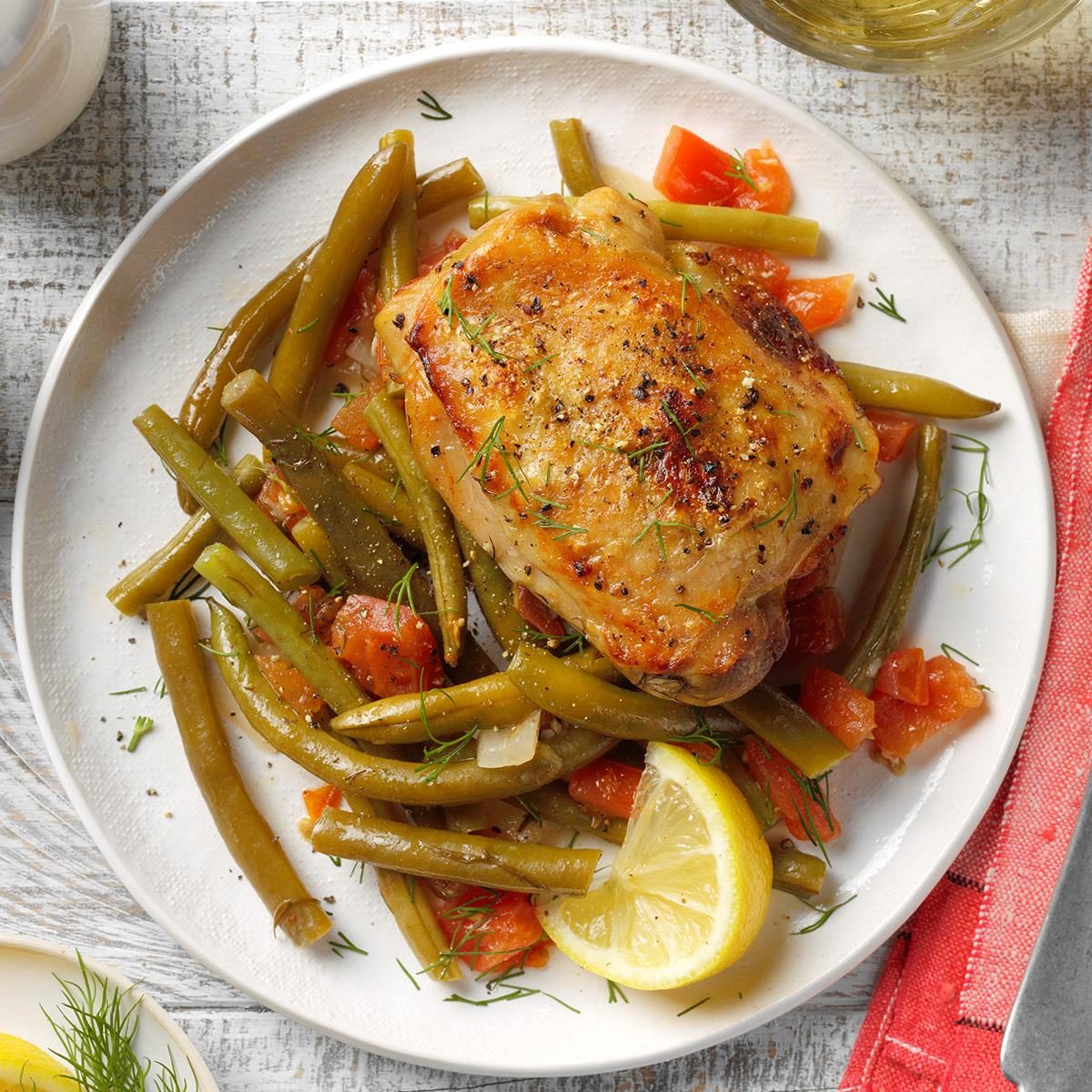 Greek Style Chicken With Green Beans Exps Thedscodr20 198490 B02 11 3b 17