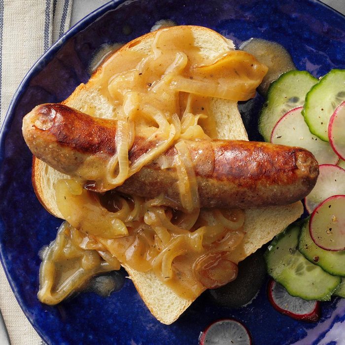 Open-Faced Bratwurst Sandwiches with Beer Gravy
