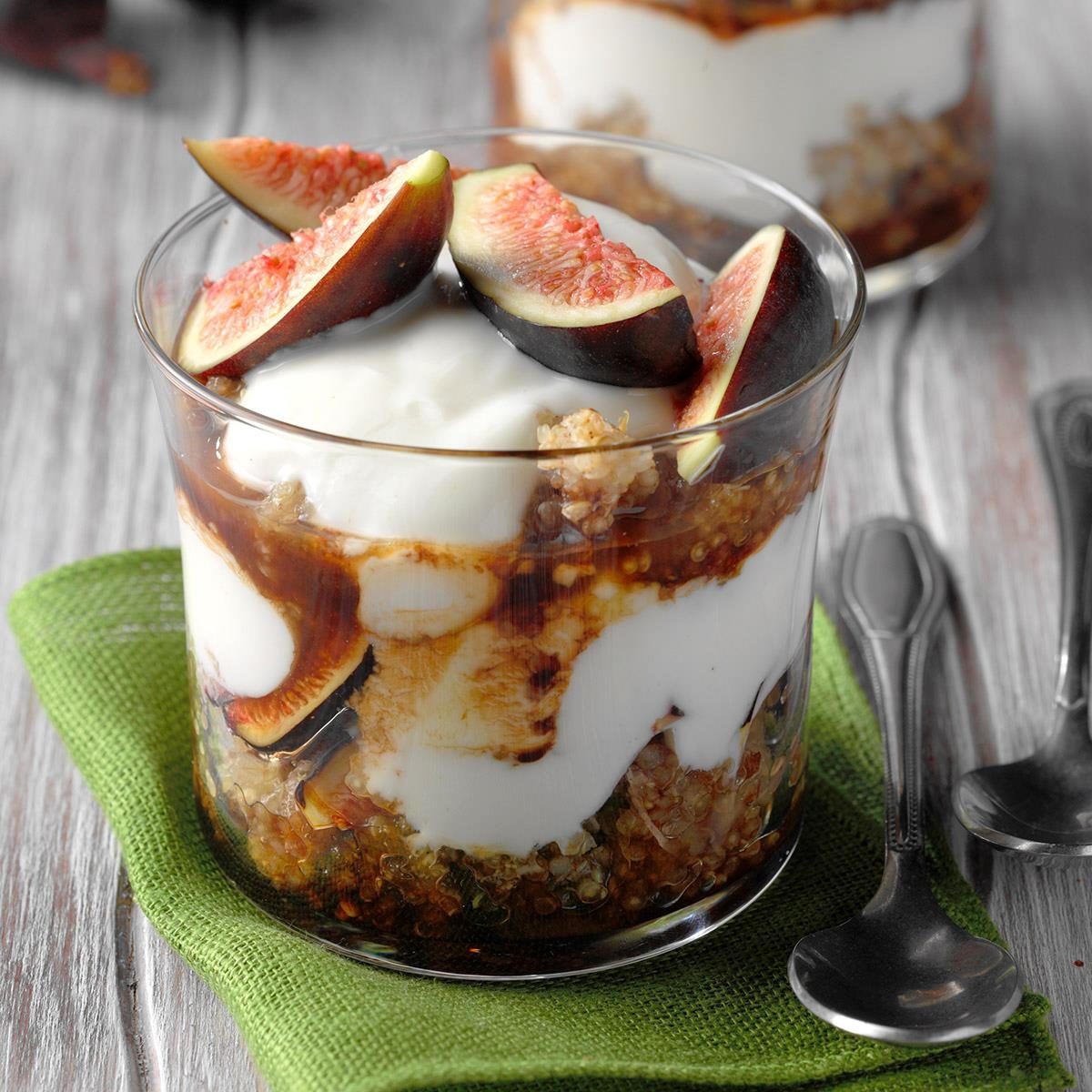 Quinoa Fresh Fig And Honey Balsamic Parfait Exps Tohca20 88942 B02 21 5b 1